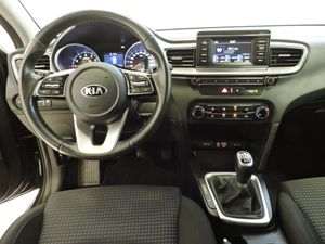 Kia Ceed 5p 1.0 T-GDi Concept 88 kW - Foto 9