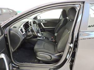 Kia Ceed 5p 1.0 T-GDi Concept 88 kW - Foto 10