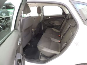Ford Focus Berlina Trend 1.0 EcoBoost  Auto-Start-Stop 100 CV - Foto 12