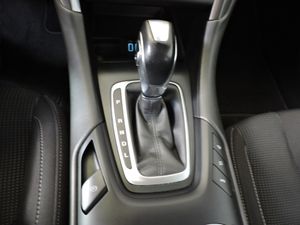 Ford Mondeo FORD MONDEO HIBRIDO 2.0 HEV TITANIUM 140CV - Foto 14