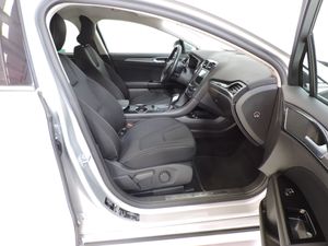 Ford Mondeo FORD MONDEO HIBRIDO 2.0 HEV TITANIUM 140CV - Foto 9