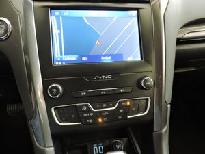 Ford Mondeo FORD MONDEO HIBRIDO 2.0 HEV TITANIUM 140CV - Foto 13