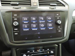 Volkswagen Tiguan Life 2.0 TDI 150 CV DSG 4MOTION - Foto 15