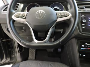 Volkswagen Tiguan Life 2.0 TDI 150 CV DSG 4MOTION - Foto 13