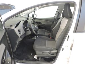 Toyota Yaris 5p 100H Active YARIS 1.5 VVT-I HYBRID BUSINESS - Foto 8
