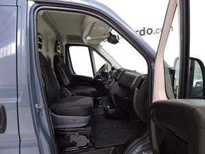 Peugeot Boxer FURGON 330 L1H1 2.2 BLUEHDI 120CV S&S - Foto 11