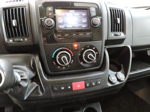 Peugeot Boxer FURGON 330 L1H1 2.2 BLUEHDI 120CV S&S - Foto 9