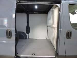 Peugeot Boxer FURGON 330 L1H1 2.2 BLUEHDI 120CV S&S - Foto 12