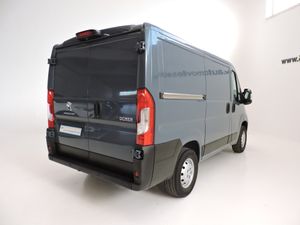Peugeot Boxer FURGON 330 L1H1 2.2 BLUEHDI 120CV S&S - Foto 4