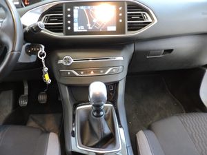 Peugeot 308 SW Style 1.2 PureTech 130 S&S - Foto 14