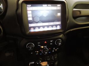 Jeep Renegade 4xe Trailhawk 176 kW 240CV AUTO. - Foto 15