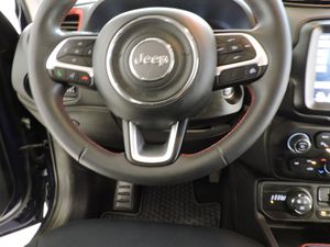 Jeep Renegade 4xe Trailhawk 176 kW 240CV AUTO. - Foto 13