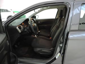 Citroën C-Elysée BlueHDi 100 Seduction - Foto 9
