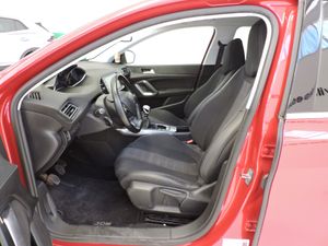 Peugeot 308 5p Allure 1.6 BlueHDi 100 - Foto 9