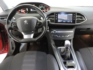 Peugeot 308 5p Allure 1.6 BlueHDi 100 - Foto 9