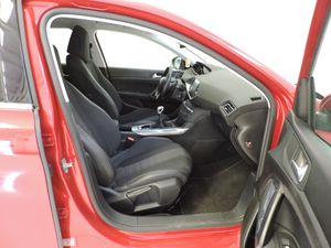 Peugeot 308 5p Allure 1.6 BlueHDi 100 - Foto 8
