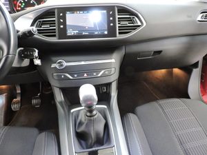 Peugeot 308 5p Allure 1.6 BlueHDi 100 - Foto 11