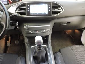 Peugeot 308 5p Allure 1.6 BlueHDi 100 - Foto 12
