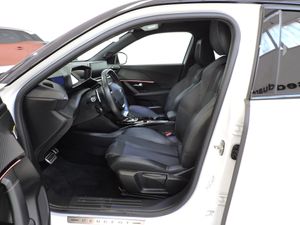 Peugeot 2008 GT BlueHDi 130 EAT8 - Foto 10