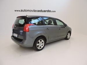 Peugeot 5008 Premium 1.6 HDi 112 FAP 7 plz - Foto 4