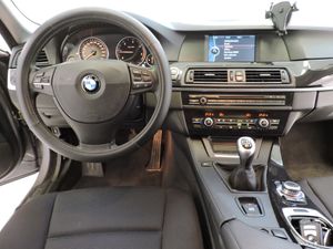 BMW Serie 5 520d - Foto 9