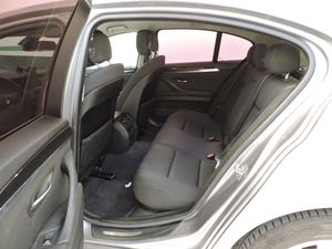 BMW Serie 5 520d - Foto 15