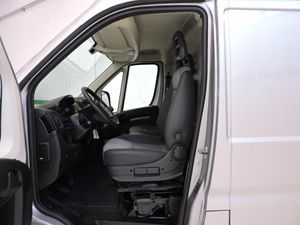 Citroën Jumper 35 L3H3 2.2 BLUEHDI 165 S&S CLUB 4P - Foto 13