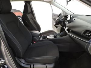 Nissan Qashqai DIG-T 116 kW 1.3 MHEV Business Xtronic - Foto 13