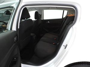 Peugeot 308 5p Active Pack BlueHDi 130 S&S - Foto 15