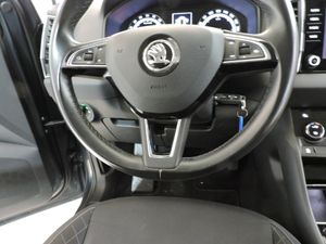 Skoda Karoq Style 2.0 TDI 110 kW 150CV SCR EXECUTIVE 4WD - Foto 10
