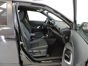 Toyota Yaris Cross Hybrid 120H Active Tech E-CVT TREND - Foto 11