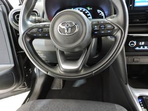 Toyota Yaris Cross Hybrid 120H Active Tech E-CVT TREND - Foto 13