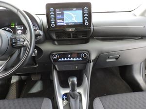 Toyota Yaris 5p 120H Active Tech HYBRID BUSINESS MY20 - Foto 11