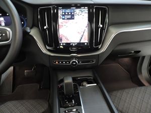 Volvo XC60 Core B4 Diesel - Foto 17