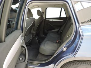BMW X1 sDrive18d Aut. - Foto 12