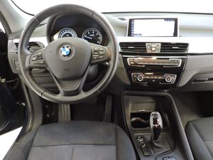 BMW X1 sDrive18d Aut. - Foto 9