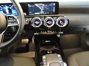 Mercedes CLA CLA SHOOTING BRAKE 180D - Foto 17