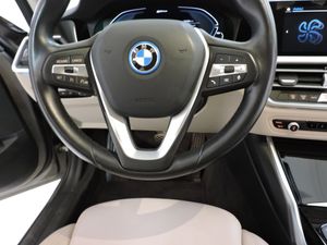BMW Serie 3 320e Berlina - Foto 13
