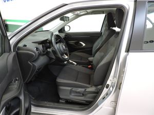 Toyota Yaris Cross Hybrid 120H Business Plus - Foto 10