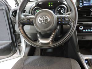 Toyota Yaris Cross Hybrid 120H Business Plus - Foto 13