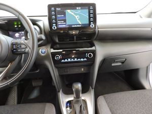 Toyota Yaris Cross Hybrid 120H Business Plus - Foto 17