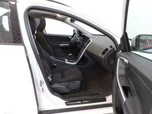 Volvo XC60 D3 Kinetic - Foto 11