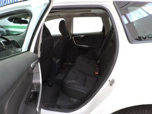 Volvo XC60 D3 Kinetic - Foto 12
