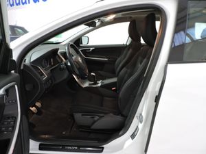 Volvo XC60 D3 Kinetic - Foto 10