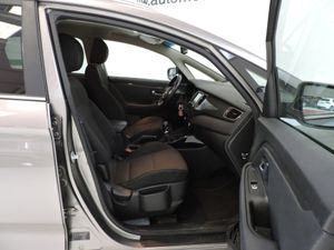 Kia Carens 1.6 GDi 99 kW 135cv Drive - Foto 15