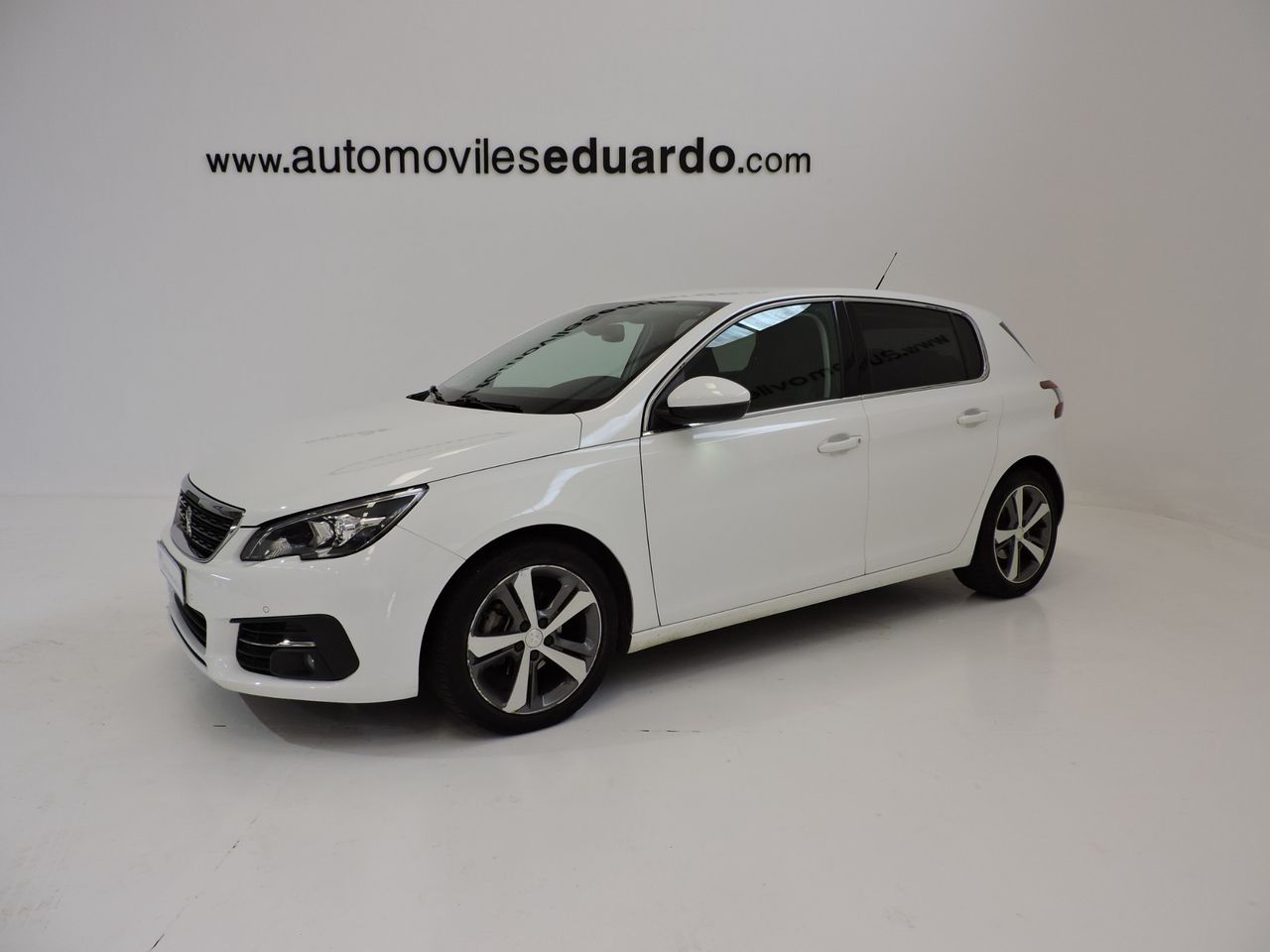 Peugeot 308 5p Allure 1.5 BlueHDi 130 S&S - Foto 1