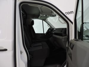Volkswagen Crafter FURGONE 35 L3H2 2.0 BITDI 177CV BUSINESS AUT - Foto 12
