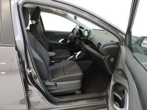 Toyota Yaris 5p 120H Active Tech YARIS HYBRID BUSINESS MY20 - Foto 11
