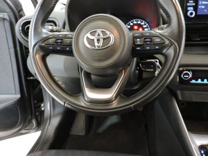 Toyota Yaris 5p 120H Active Tech YARIS HYBRID BUSINESS MY20 - Foto 13
