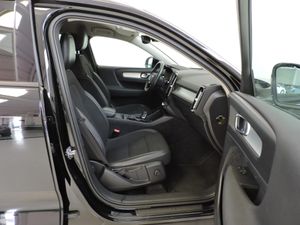 Volvo XC40 Business Plus T3 Aut. - Foto 16